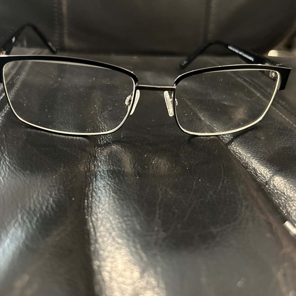 BMEC MODERN BIG RESULT Classic Metal Frame Rectangle Glasses in Black